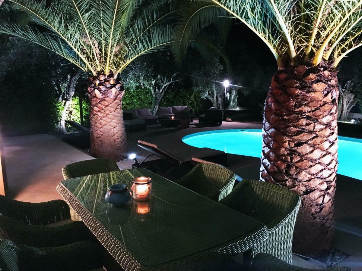 Le Champmazet Bed and Breakfast La Roquette-sur-Siagne Buitenkant foto