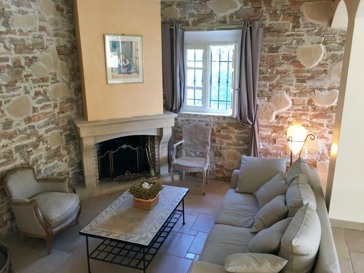 Le Champmazet Bed and Breakfast La Roquette-sur-Siagne Buitenkant foto