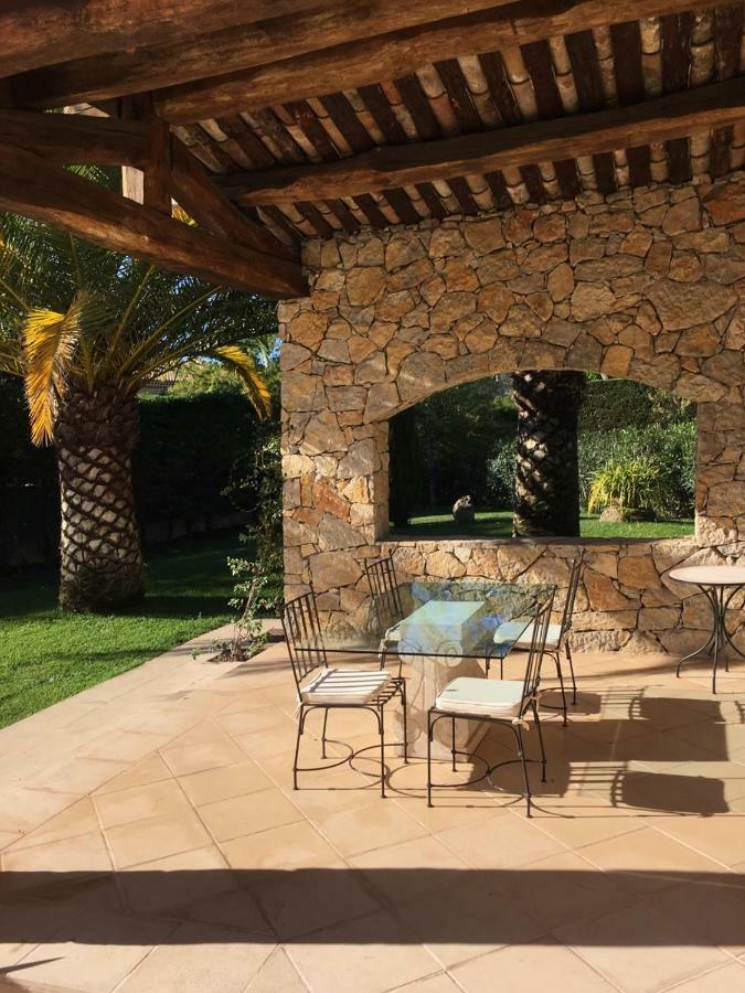 Le Champmazet Bed and Breakfast La Roquette-sur-Siagne Buitenkant foto