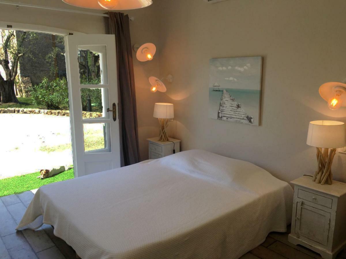 Le Champmazet Bed and Breakfast La Roquette-sur-Siagne Buitenkant foto
