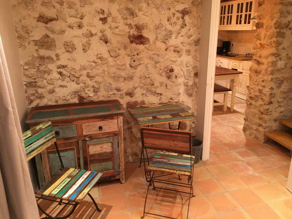 Le Champmazet Bed and Breakfast La Roquette-sur-Siagne Buitenkant foto